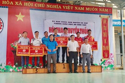 CHÀO MỪNG KỸ NIỆM NGÀY NHÀ GIÁO VIỆT NAM 20/11/2024 VÀ 120 NĂM NGÀY THÀNH LẬP TỈNH ĐĂK LĂK(22/12/1904 – 22/12/2024)